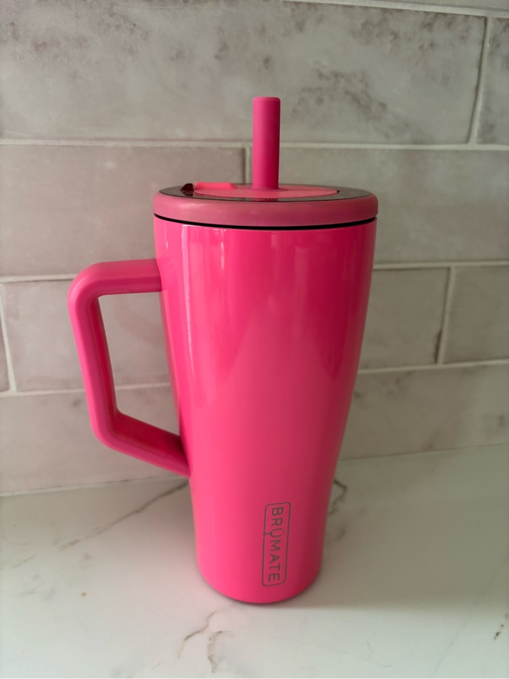Brumate 30 oz Pink Insulated Travel tumbler with Handle locking silicone straw